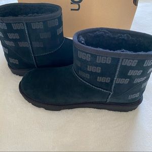 UGG CLASSIC MINI II UGG PRINT